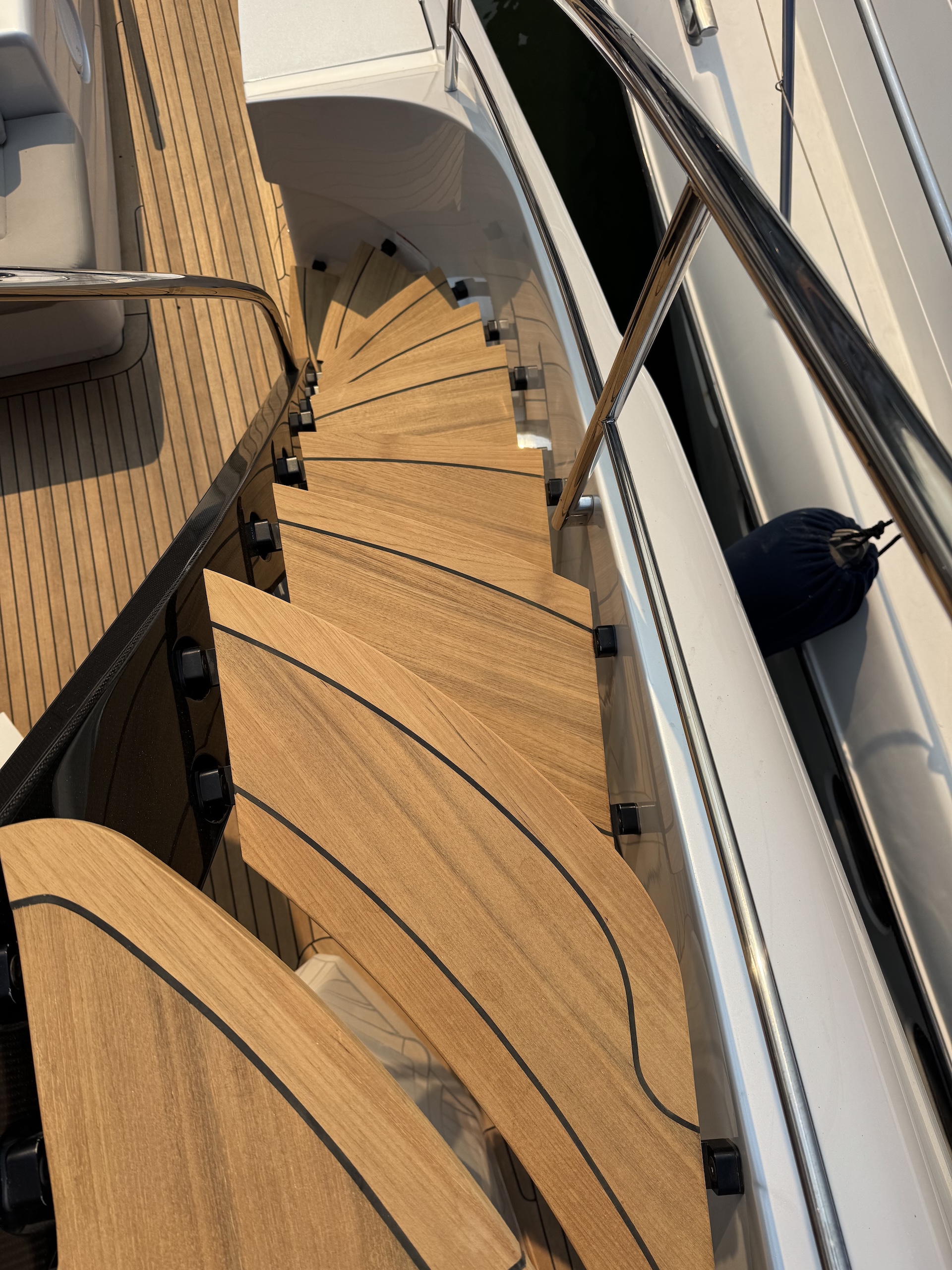 Step Replacement Detail 2